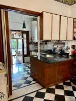 Casa En Venta 4 Amb. Olivos Con Jardin, E/3 Autos