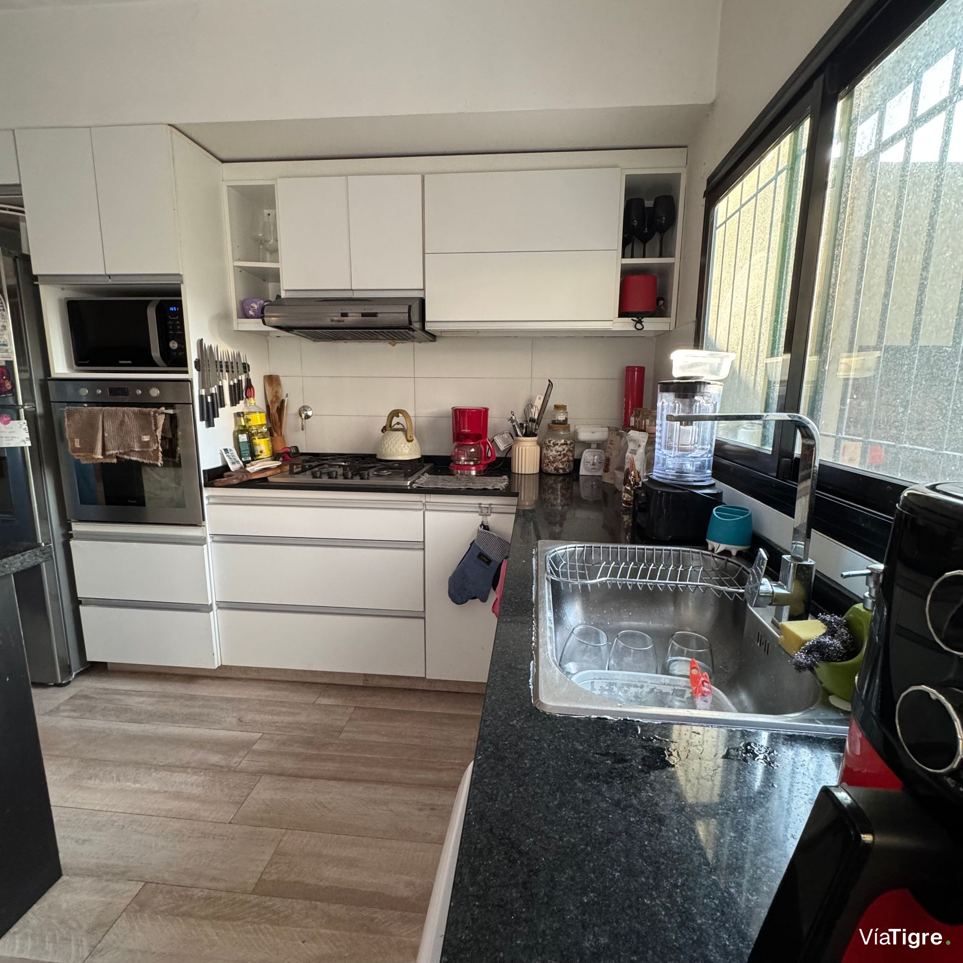 Casa Venta 3 ambientes, jardin, Beccar cerca av.