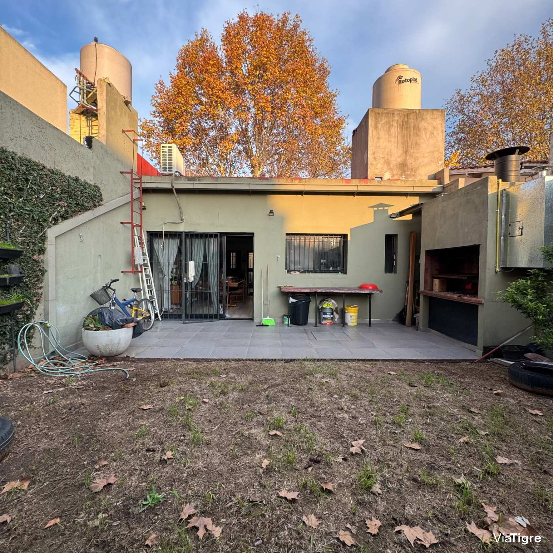 Casa Venta 3 ambientes, jardin, Beccar cerca av.
