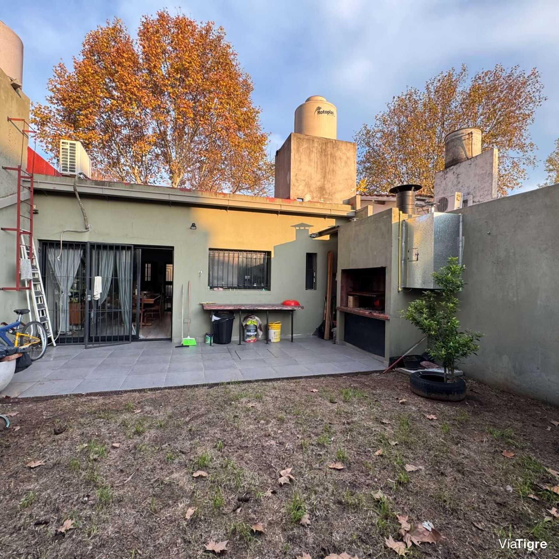 Casa Venta 3 ambientes, jardin, Beccar cerca av.