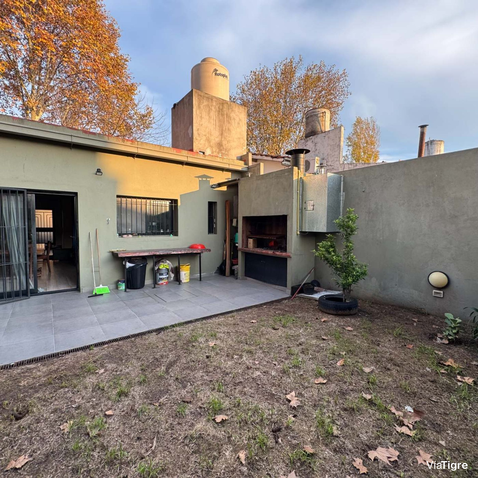 Casa Venta 3 ambientes, jardin, Beccar cerca av.