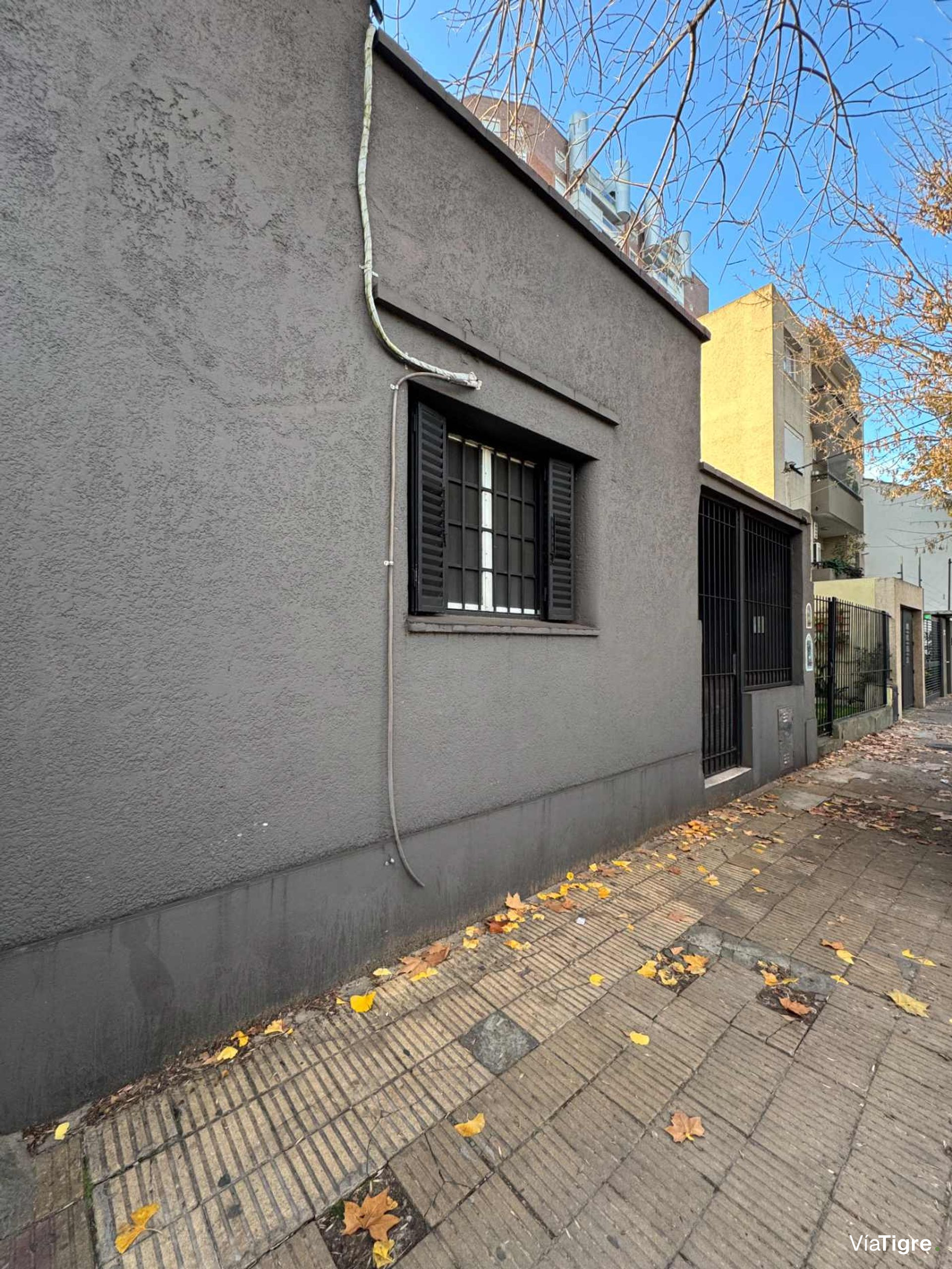 Casa Venta 3 ambientes, jardin, Beccar cerca av.