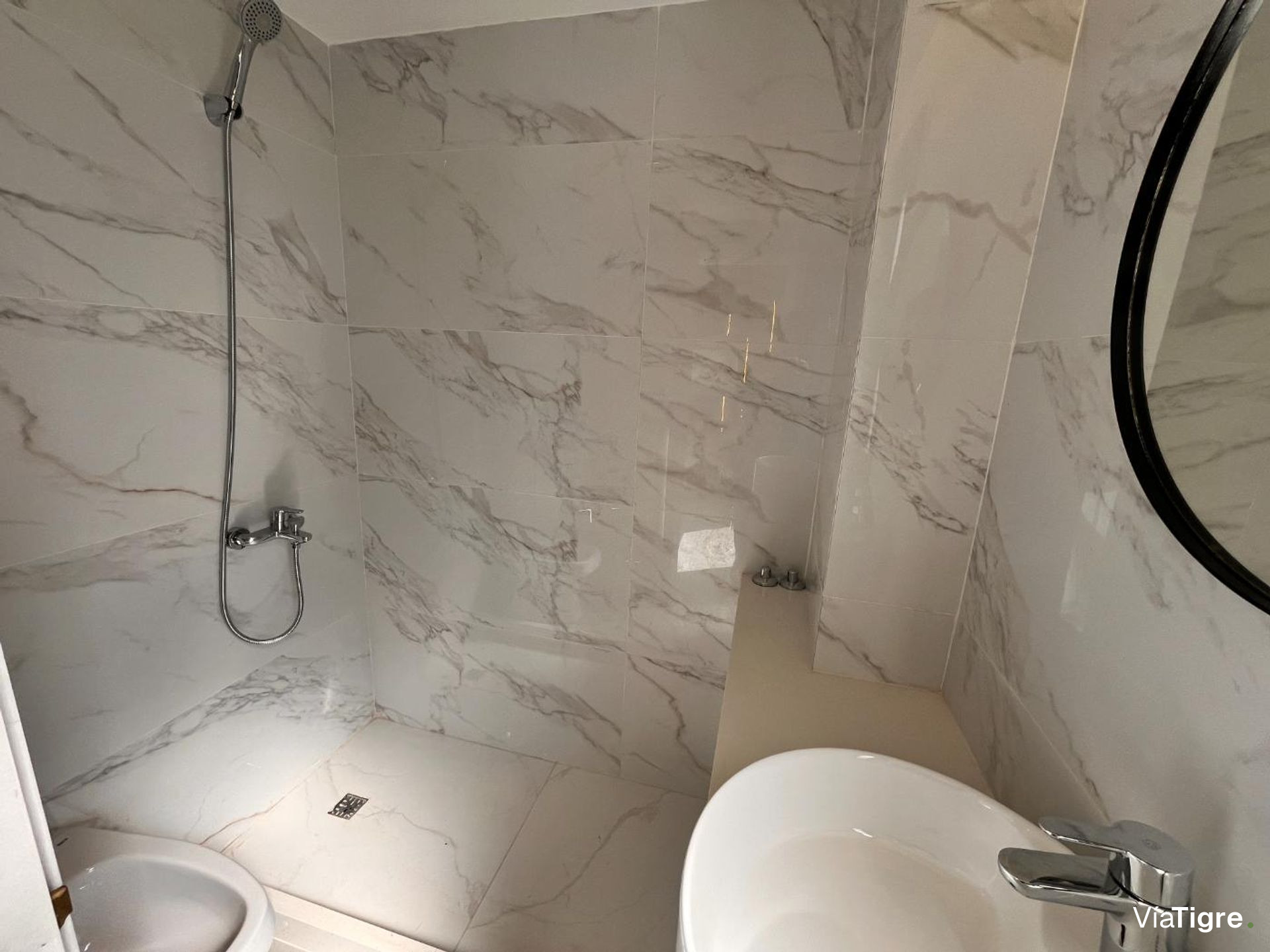 Vende triplex 4 amb cochera terraza parrilla Tigre