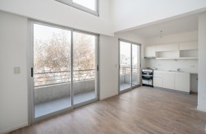 Sale 2-room Expandable Loft with Garage