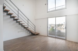 Duplex Ampliable Con Dos Cocheras Y Pileta