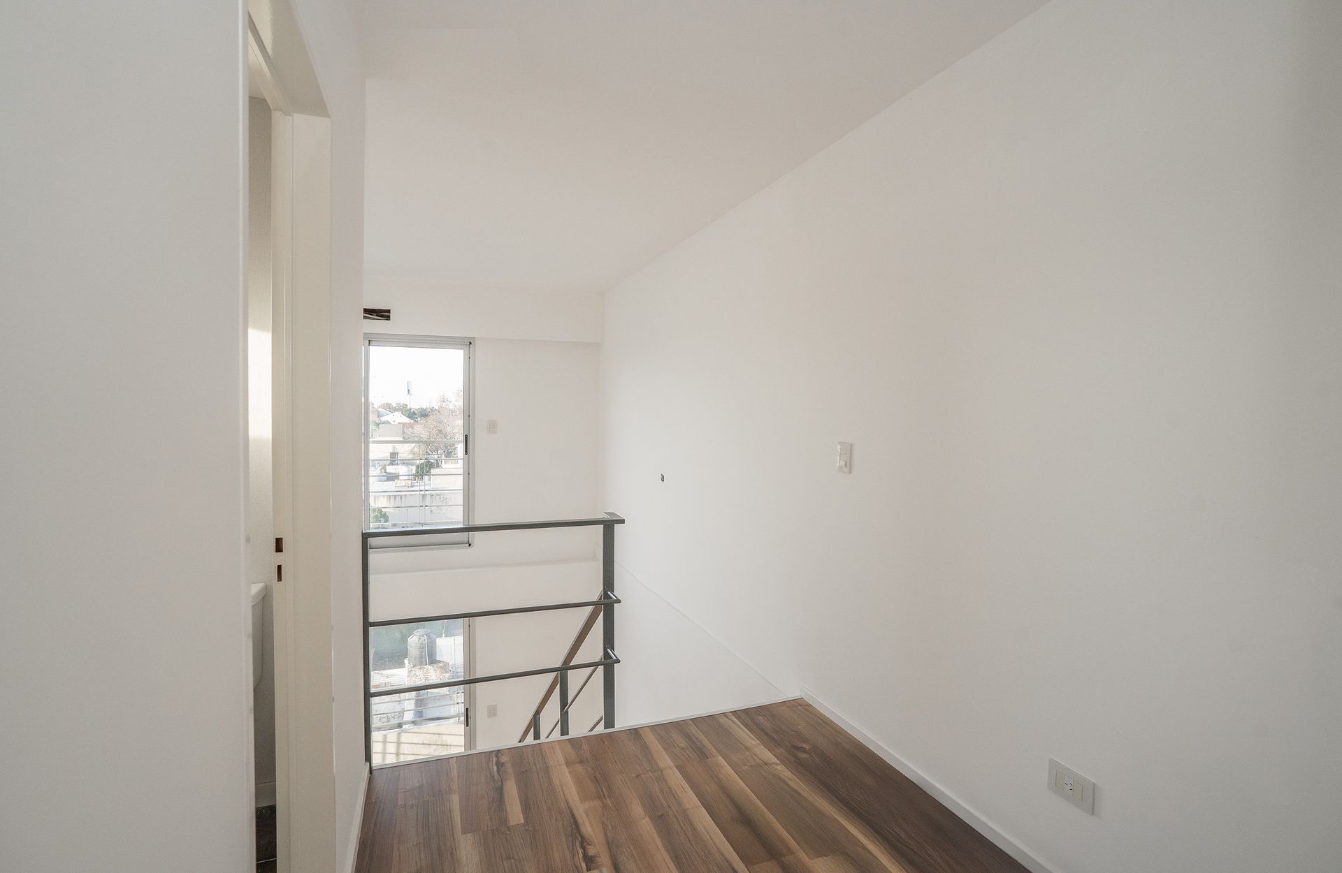 Duplex 2 Ambientes Ampliable Con Cochera