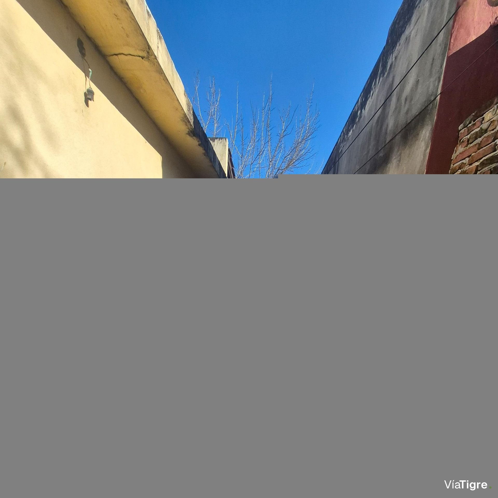 Casa En Venta De 4 Amb En Benavidez Centro