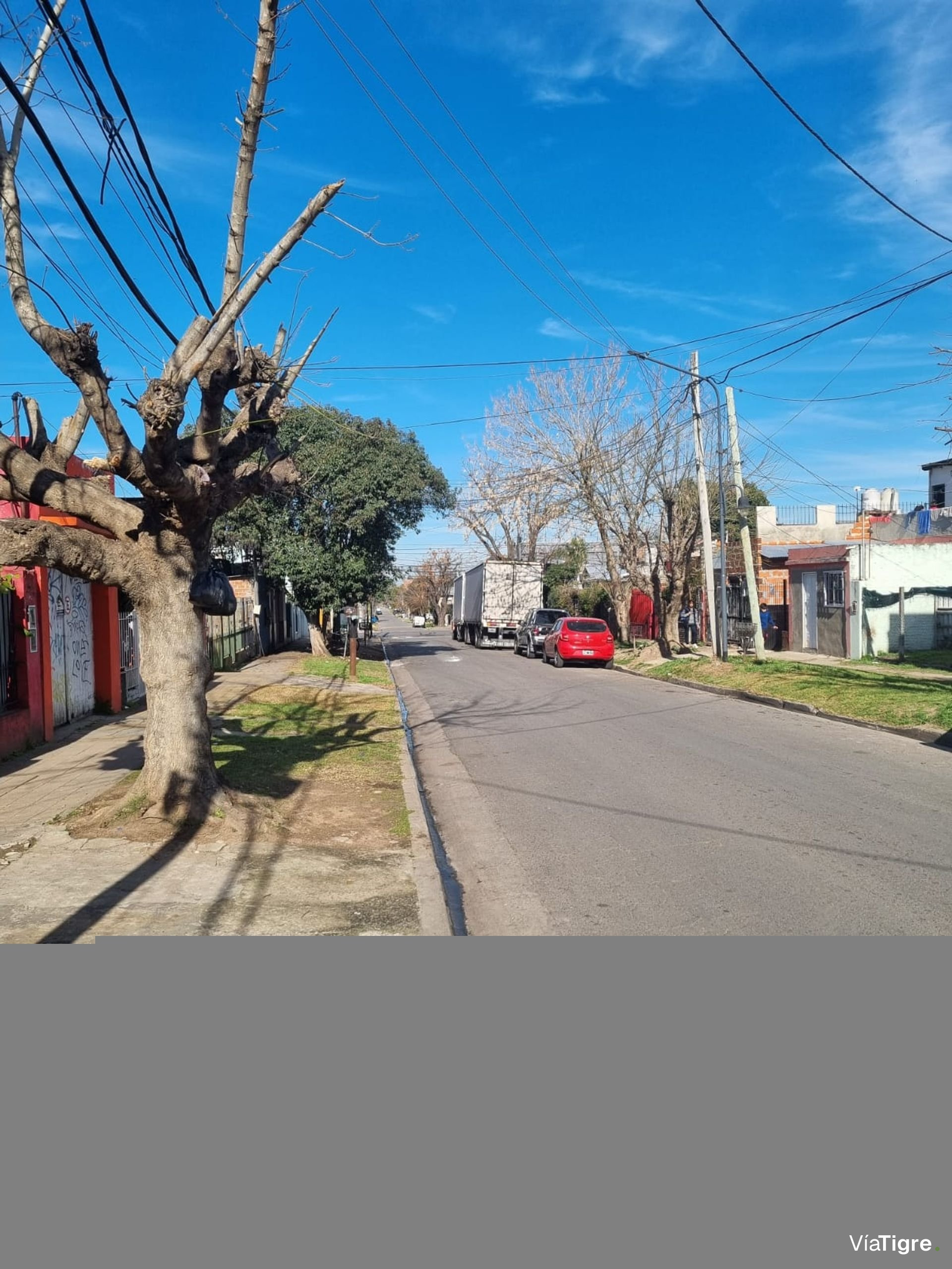 Casa En Venta De 4 Amb En Benavidez Centro