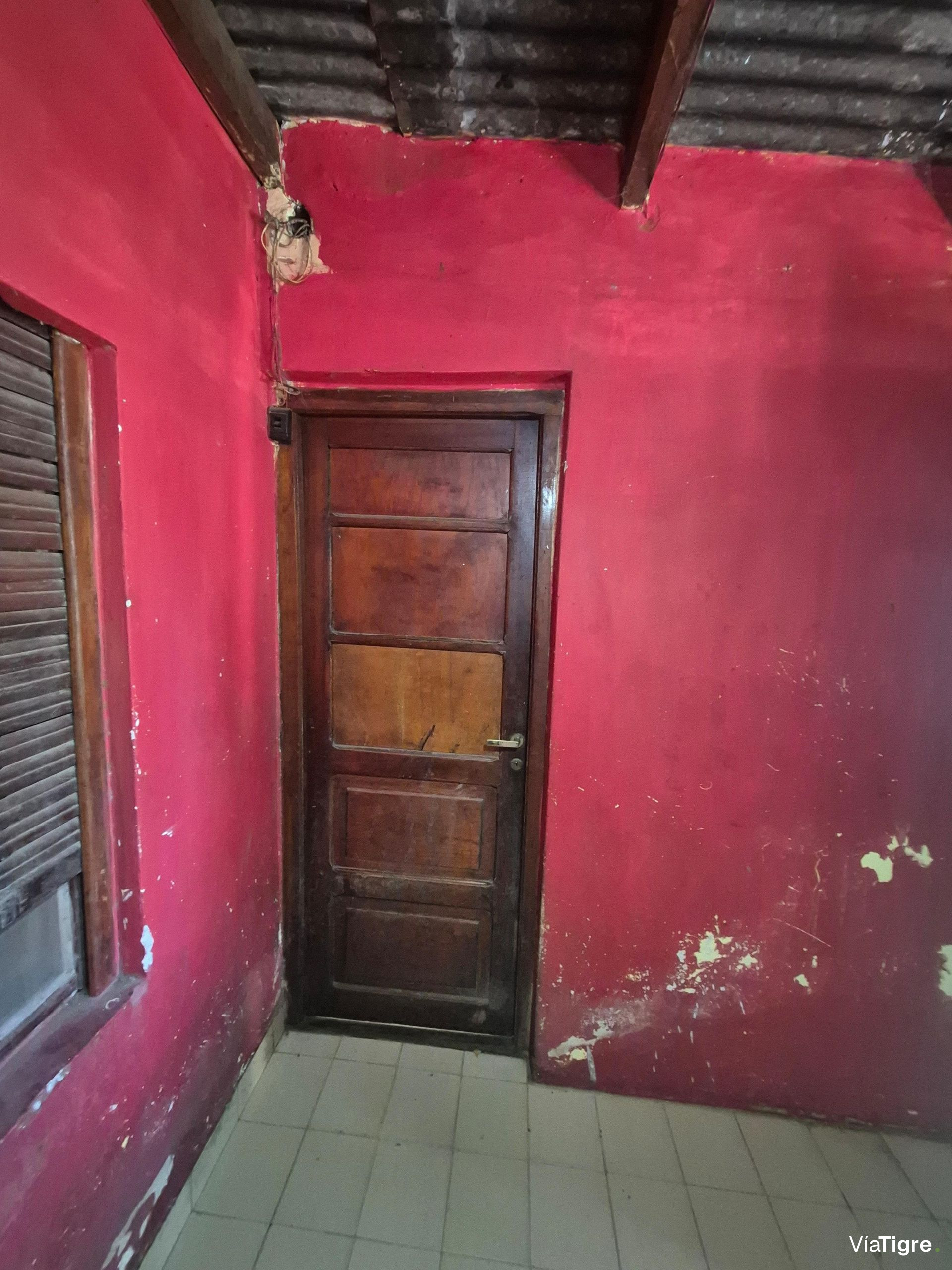 Casa En Venta De 4 Amb En Benavidez Centro