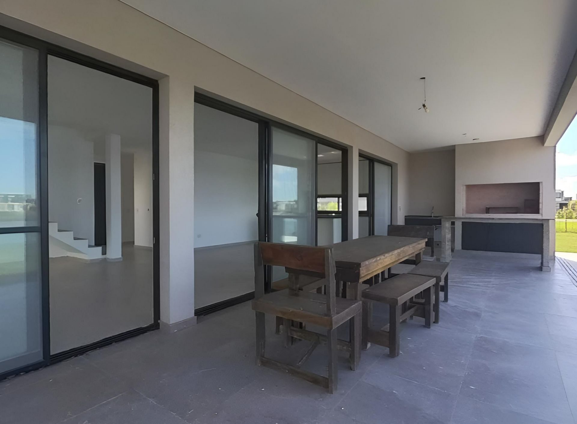 Casa En Venta A Laguna Barrio Santa Ana 4 Dorm.