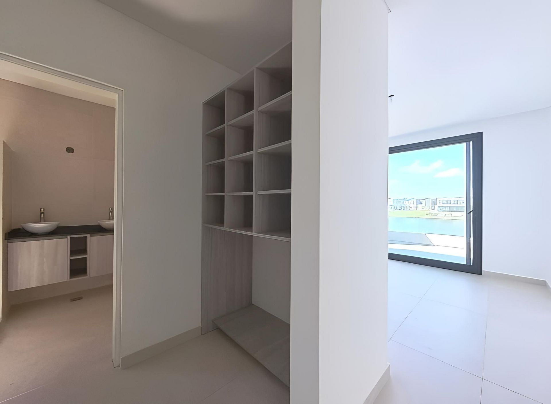Casa En Venta A Laguna Barrio Santa Ana 4 Dorm.