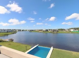 House for Sale in Laguna, Santa Ana Neighborhood, Tigre