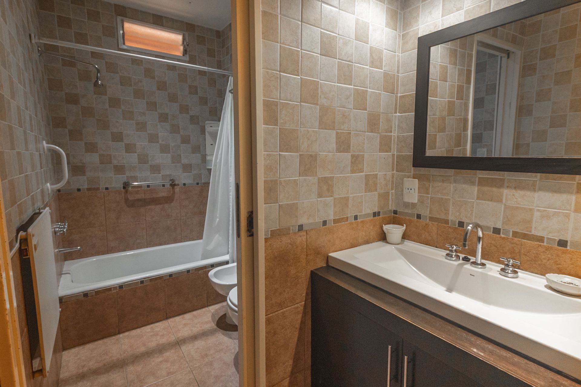 Venta Casa 4 Ambientes En La Lucila - Apto Credito