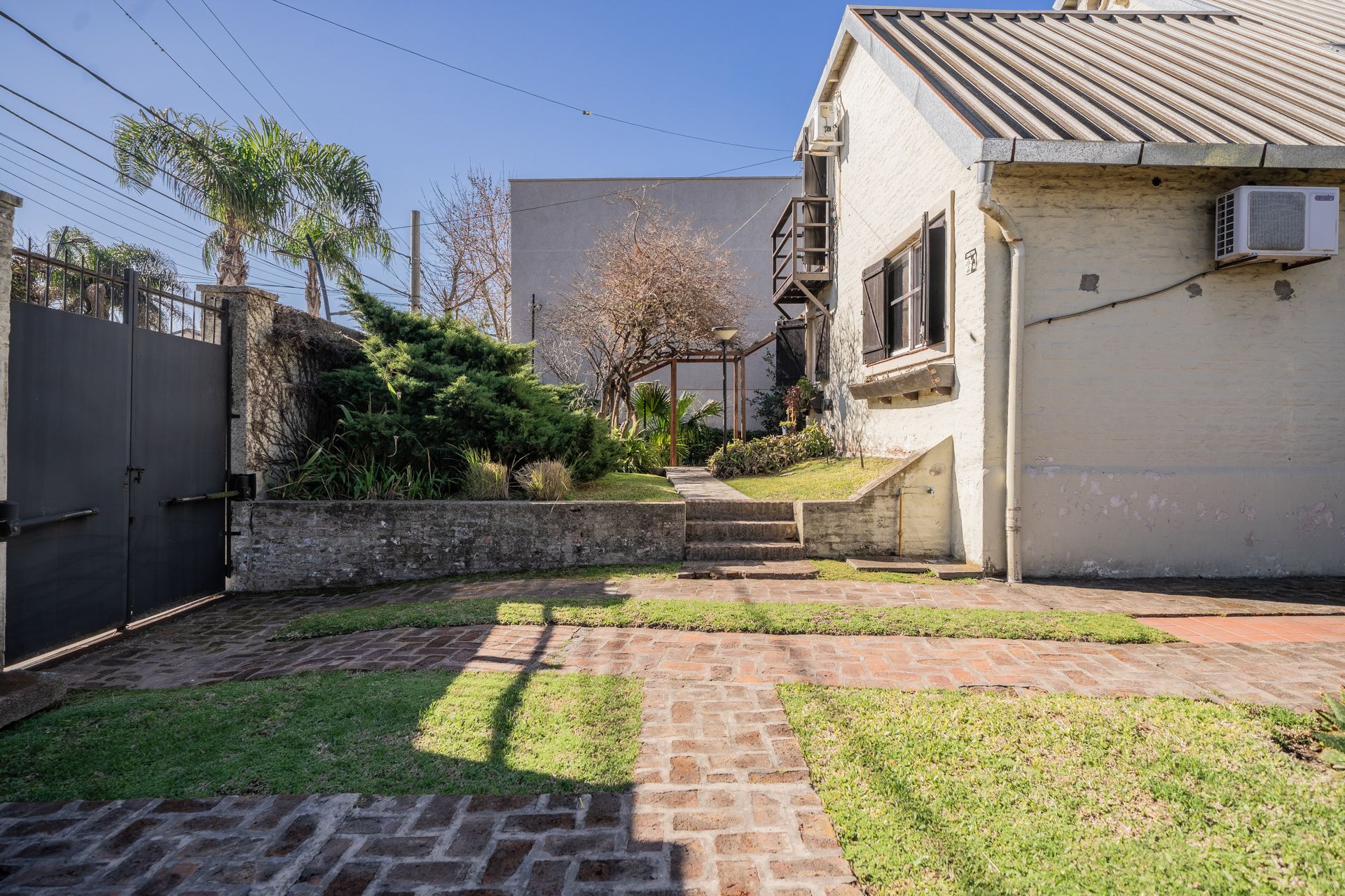 Casa en Venta 4 ambientes en Tigre con jardin