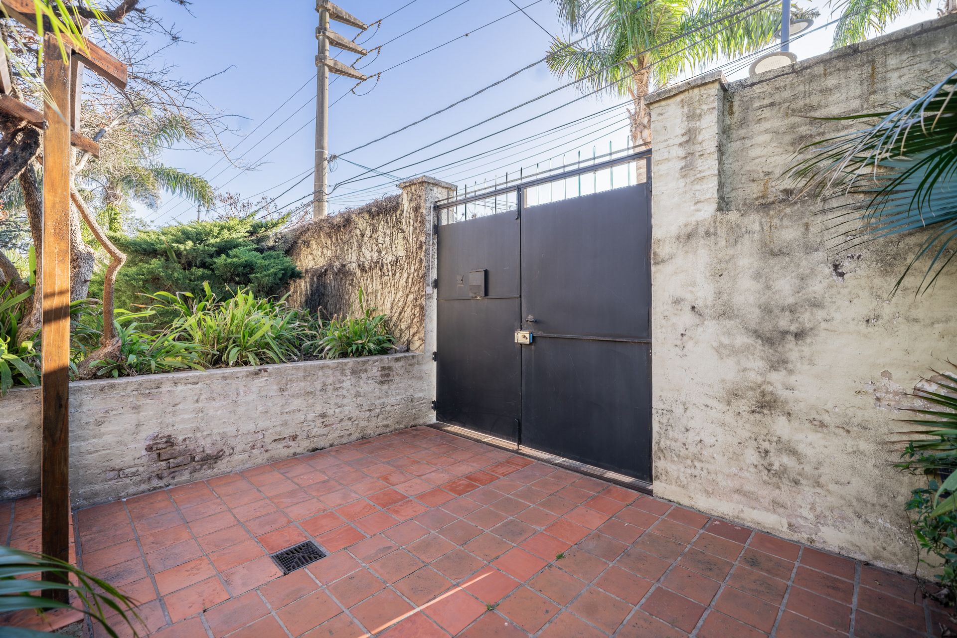 Casa Venta 5 ambientes Tigre con pileta y quincho