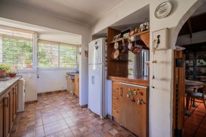 4-room house for sale in Tigre with pool and grill