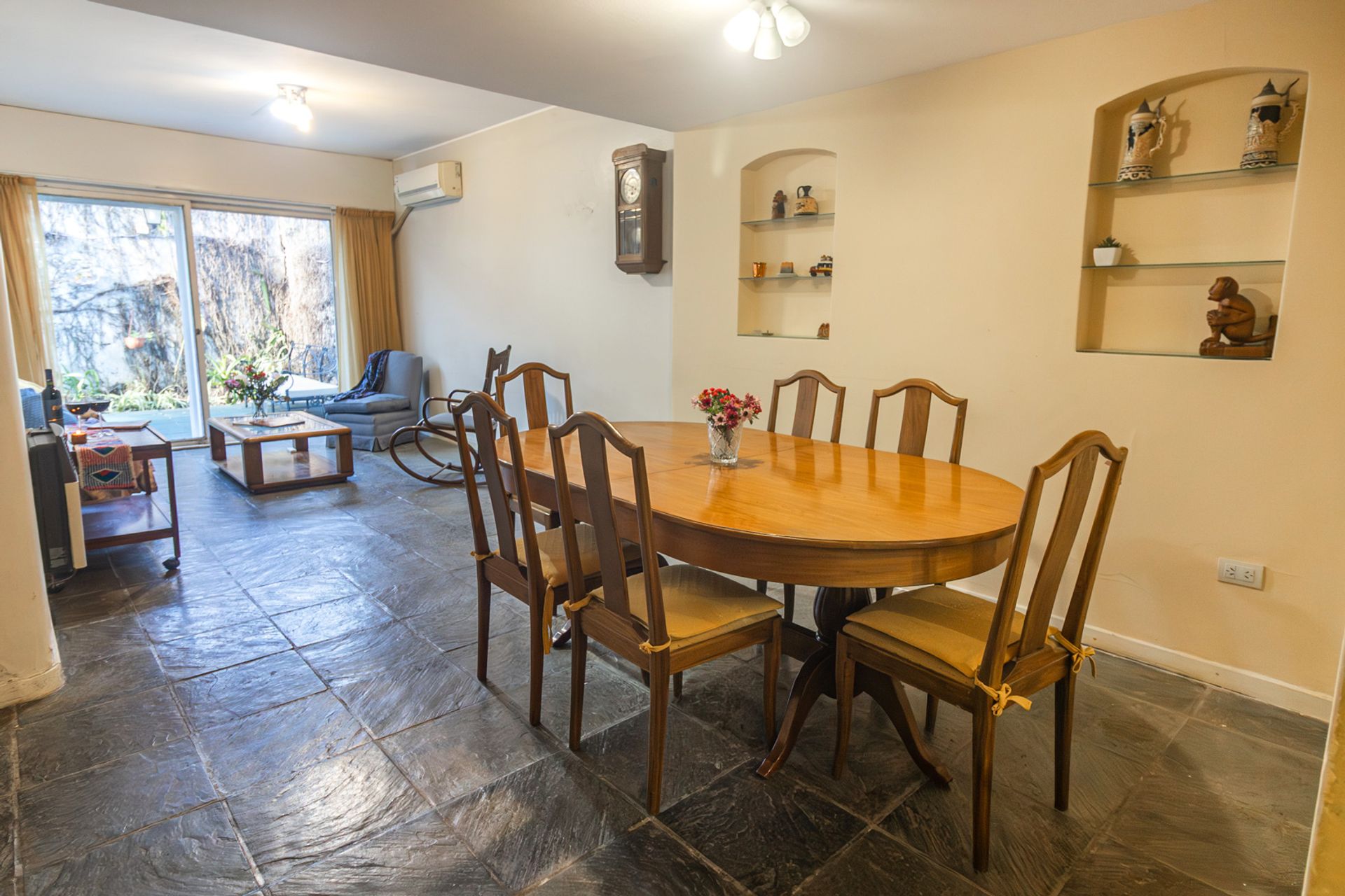 Sale of Apartment on Ground Floor, 4 rooms in Acassuso – 2 patios + garage