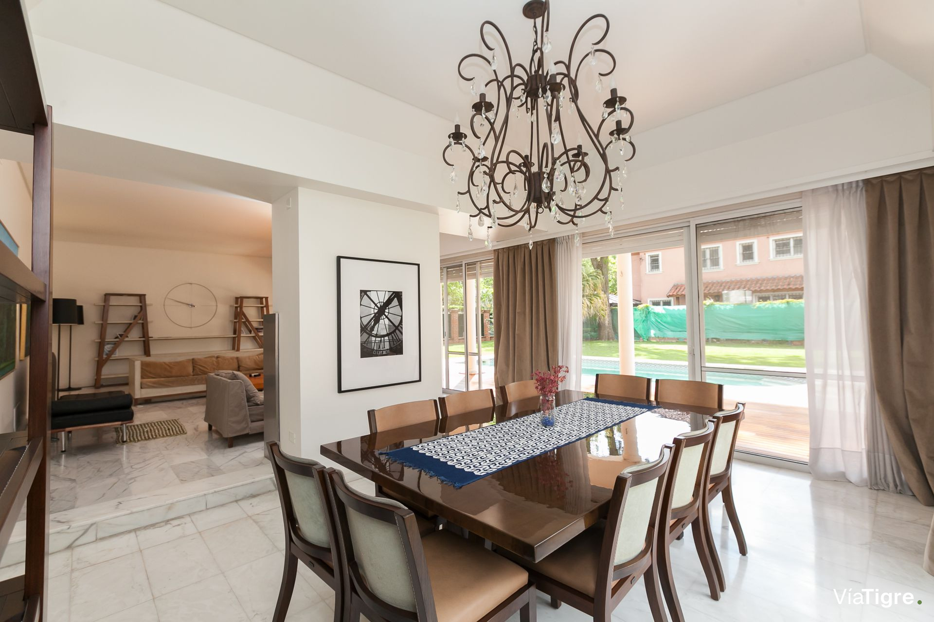 Destacada Casa En Las Lomas De San Isidro