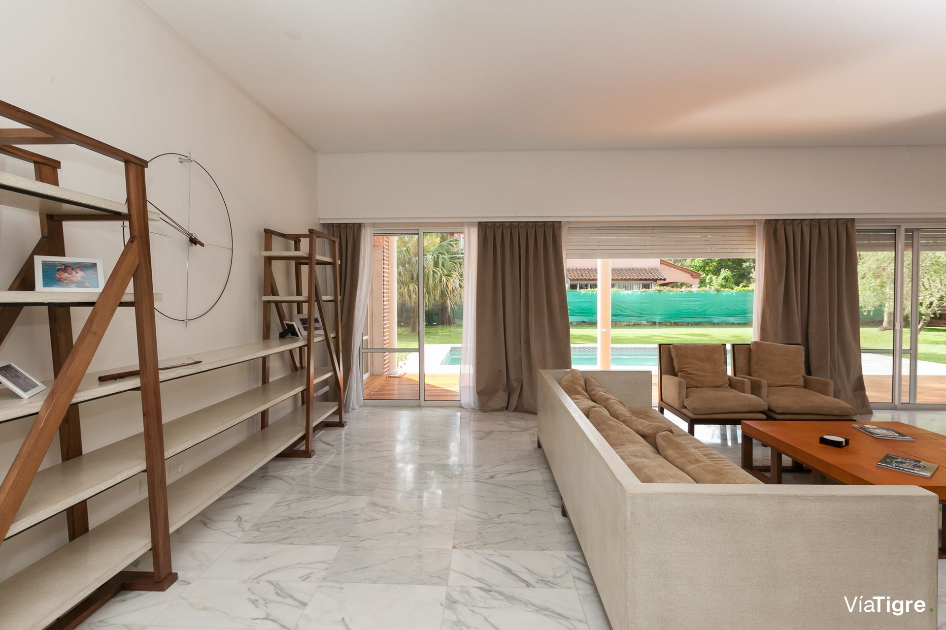 Destacada Casa En Las Lomas De San Isidro