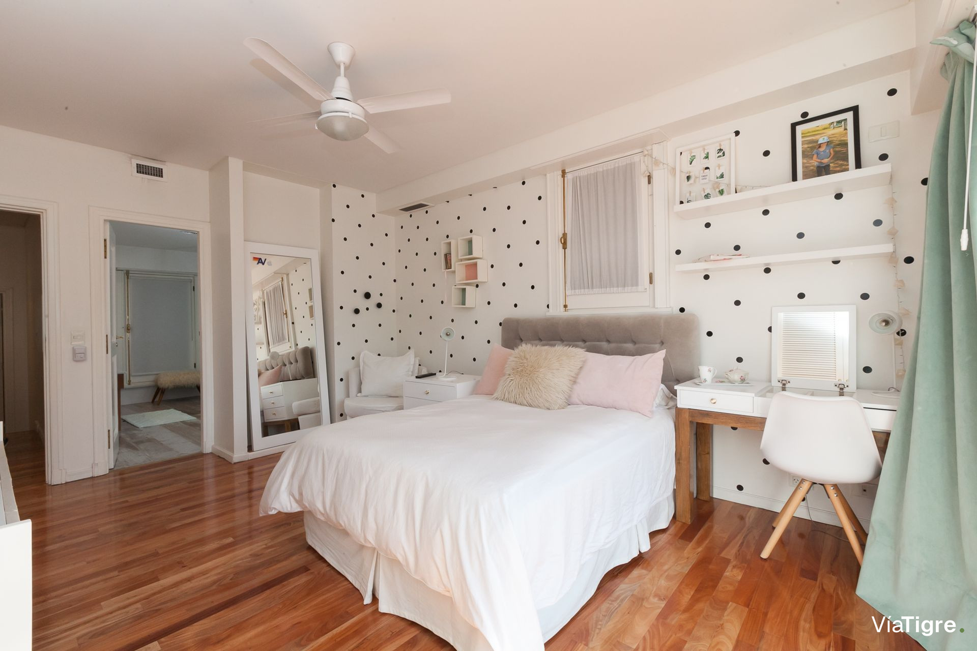 Destacada Casa En Las Lomas De San Isidro