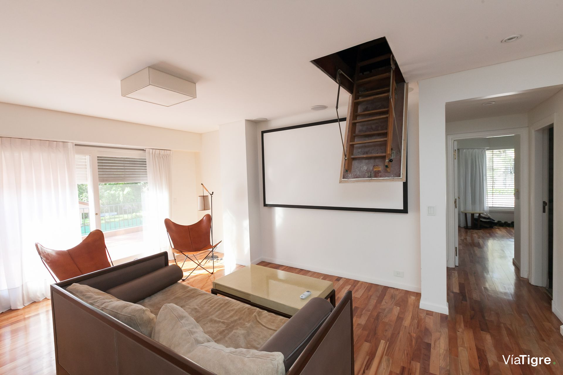 Destacada Casa En Las Lomas De San Isidro