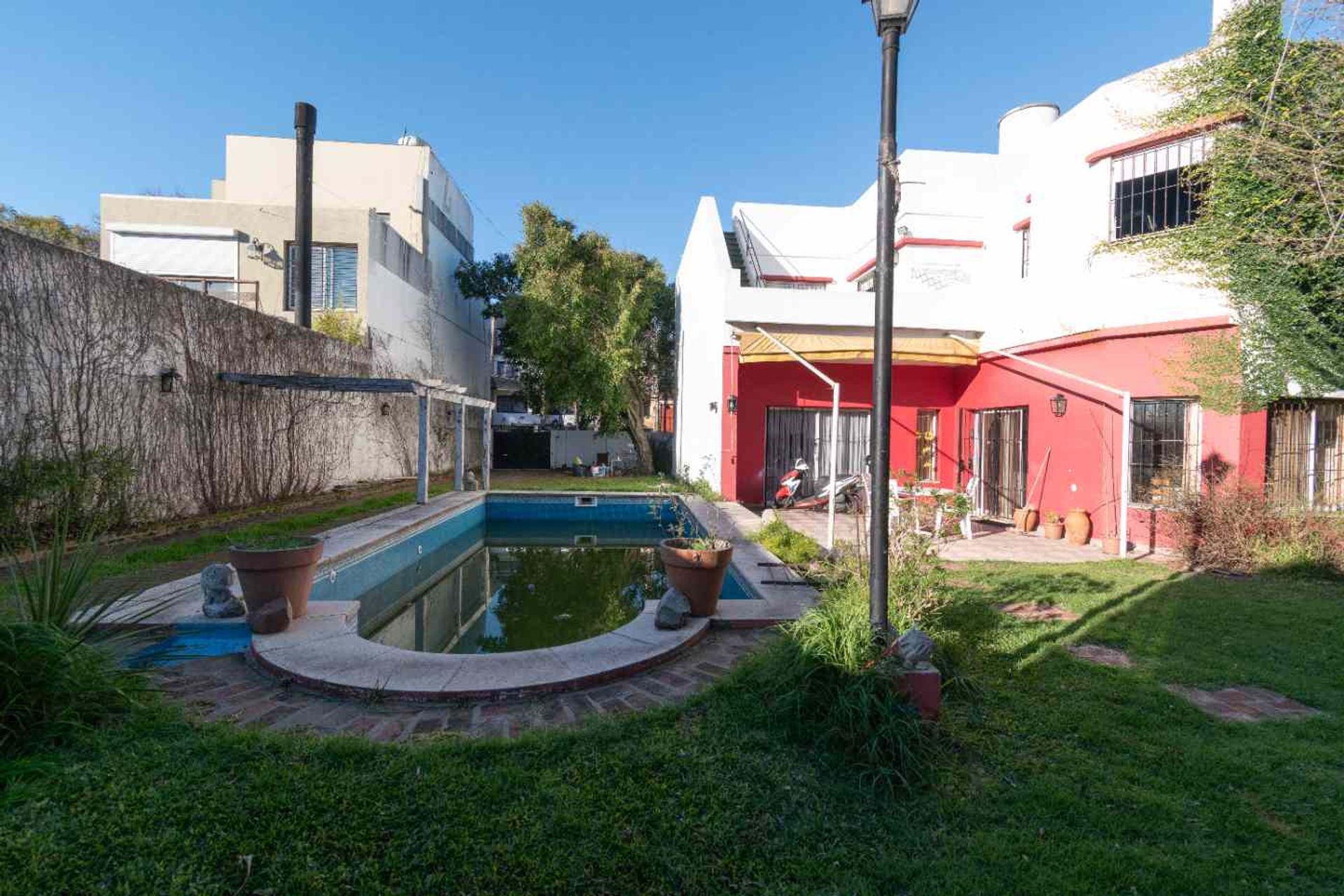 Casa en Venta en Florida – 762 m² de Lote – Pileta