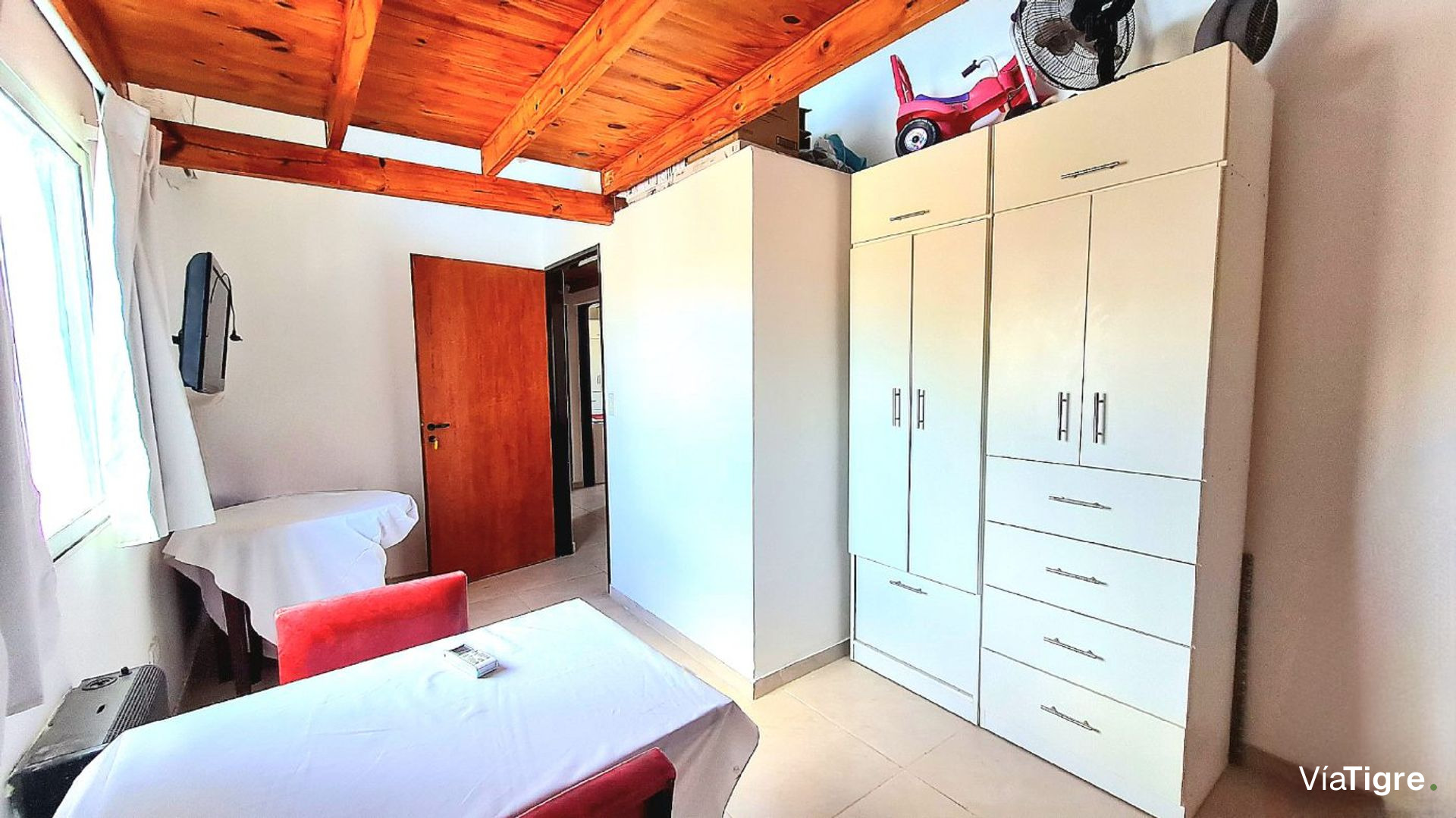 Venta Casa 5 amb, Jardin, Pileta, San Isidro