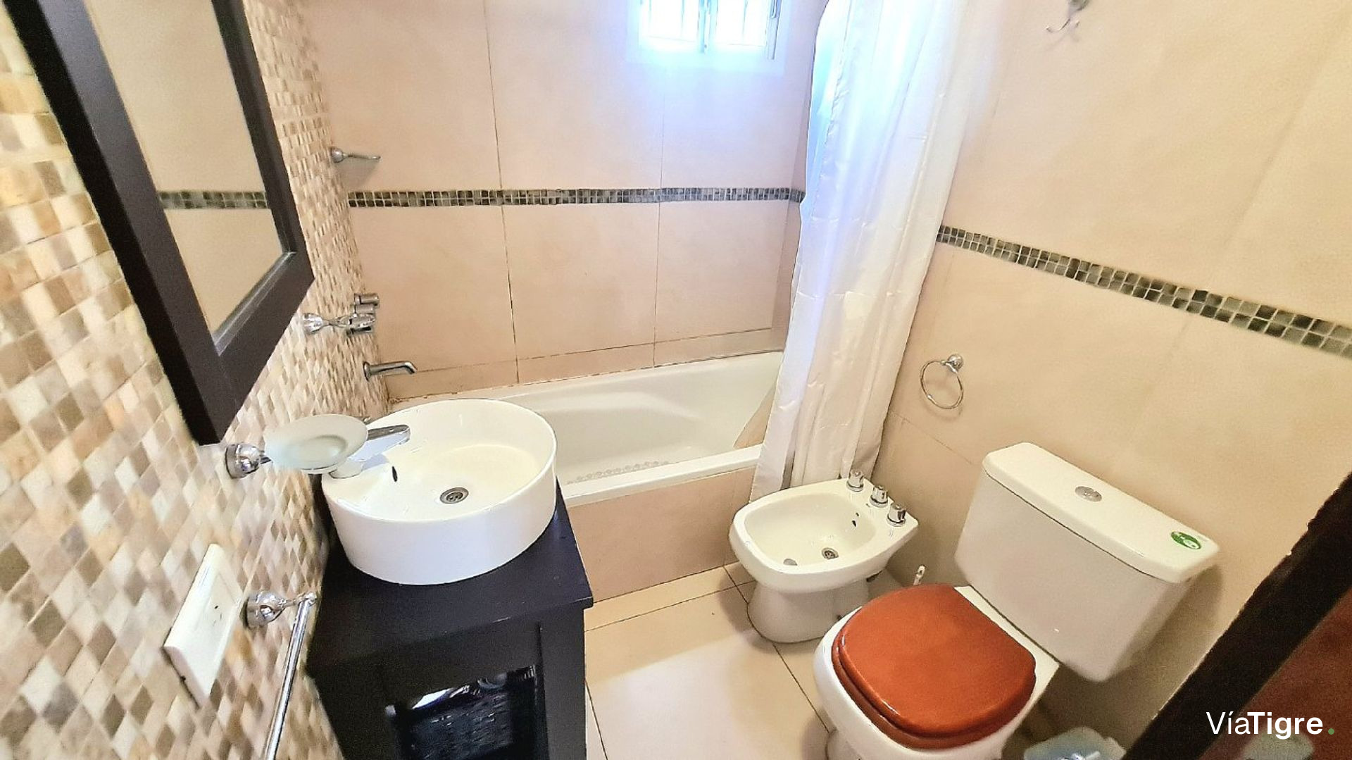 Venta Casa 5 amb, Jardin, Pileta, San Isidro