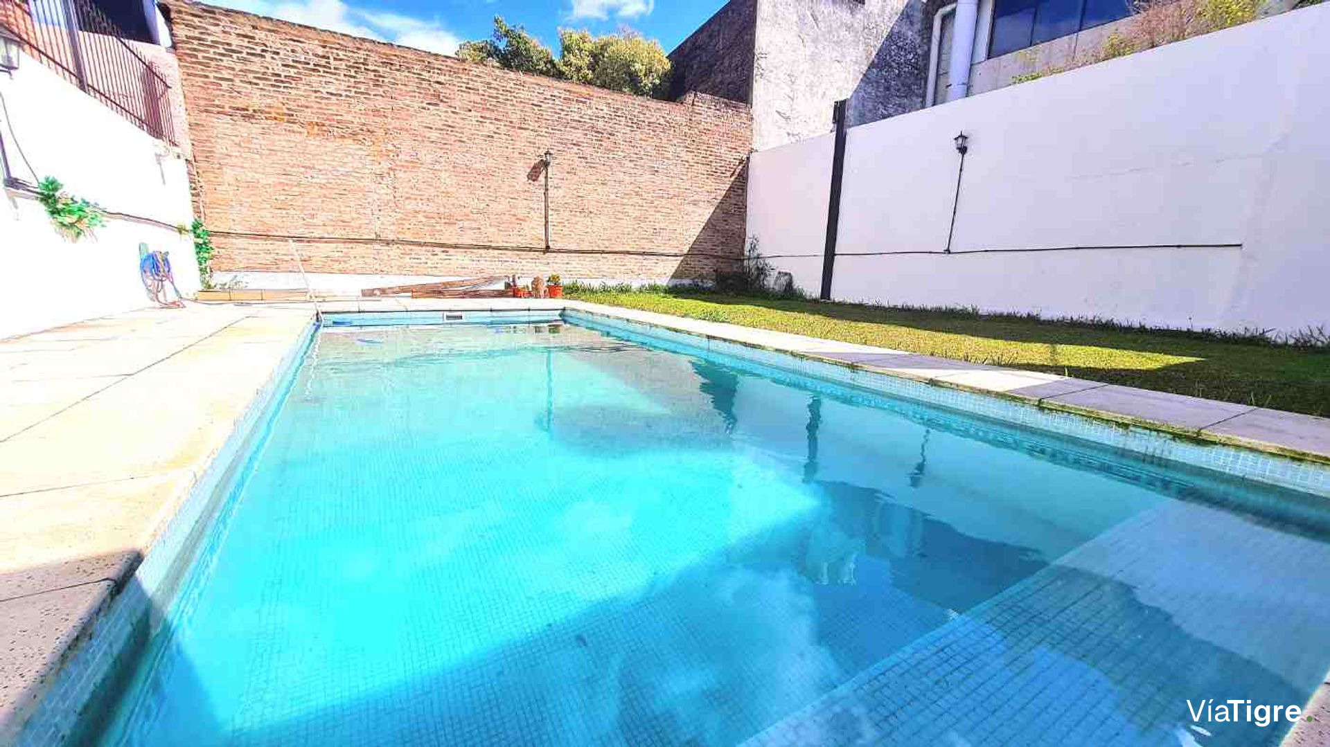 Venta Casa 5 amb, Jardin, Pileta, San Isidro