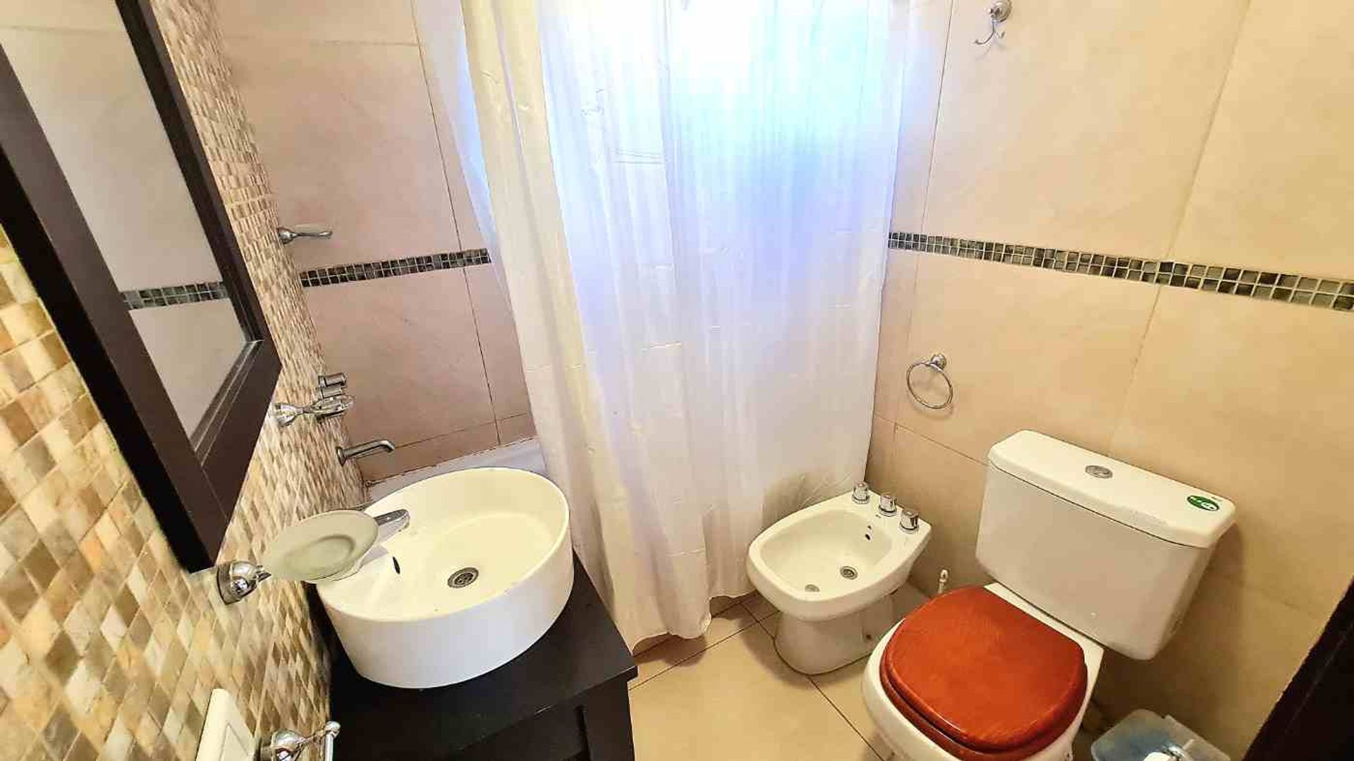 Venta Casa 5 amb, Jardin, Pileta, San Isidro