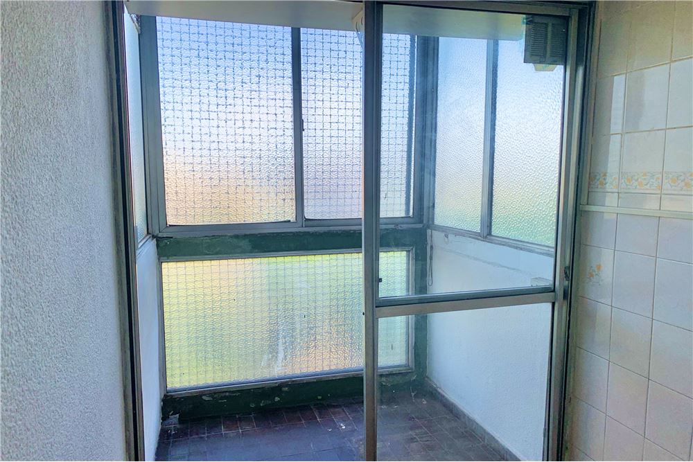 Venta Departamento 4 Amb con Balcón, Martinez
