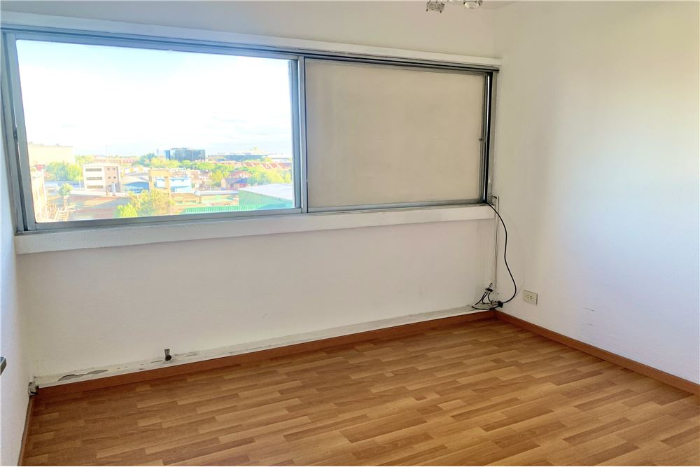 Venta Departamento 4 Amb con Balcón, Martinez