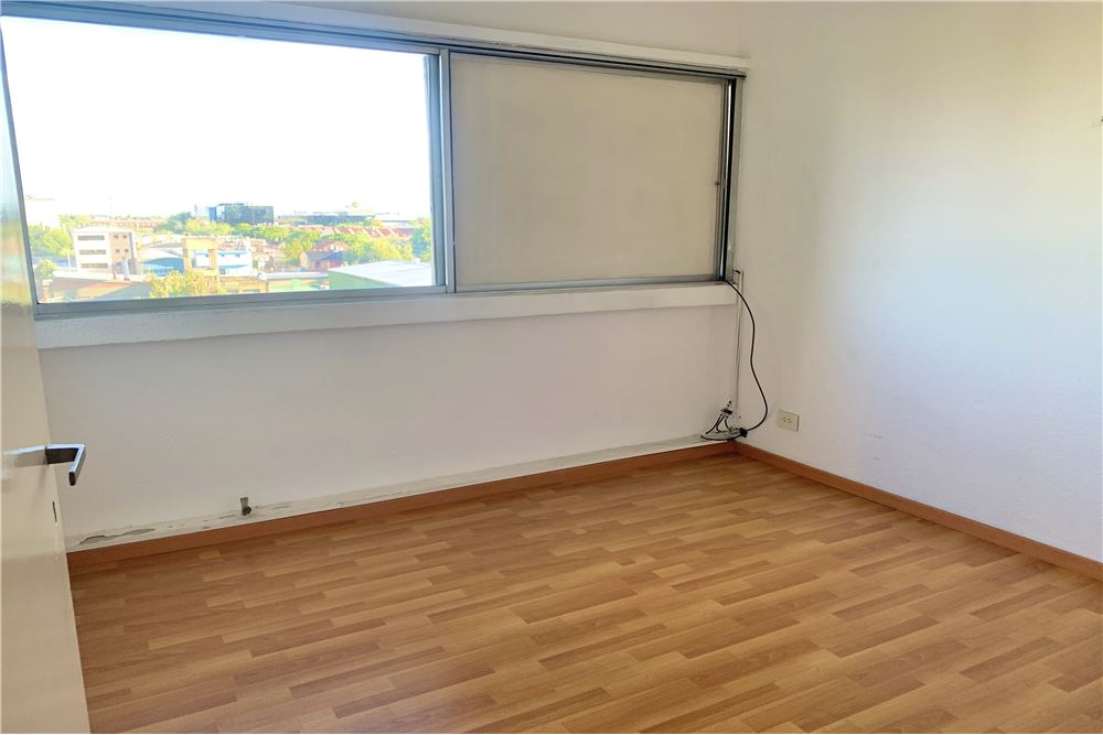 Venta Departamento 4 Amb con Balcón, Martinez