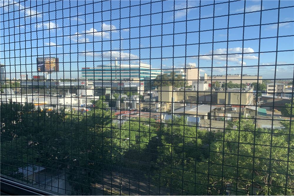 Venta Departamento 4 Amb con Balcón, Martinez