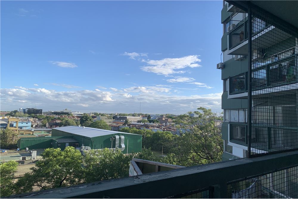 Venta Departamento 4 Amb con Balcón, Martinez