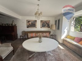House for Sale in San Isidro with Garden and Pool