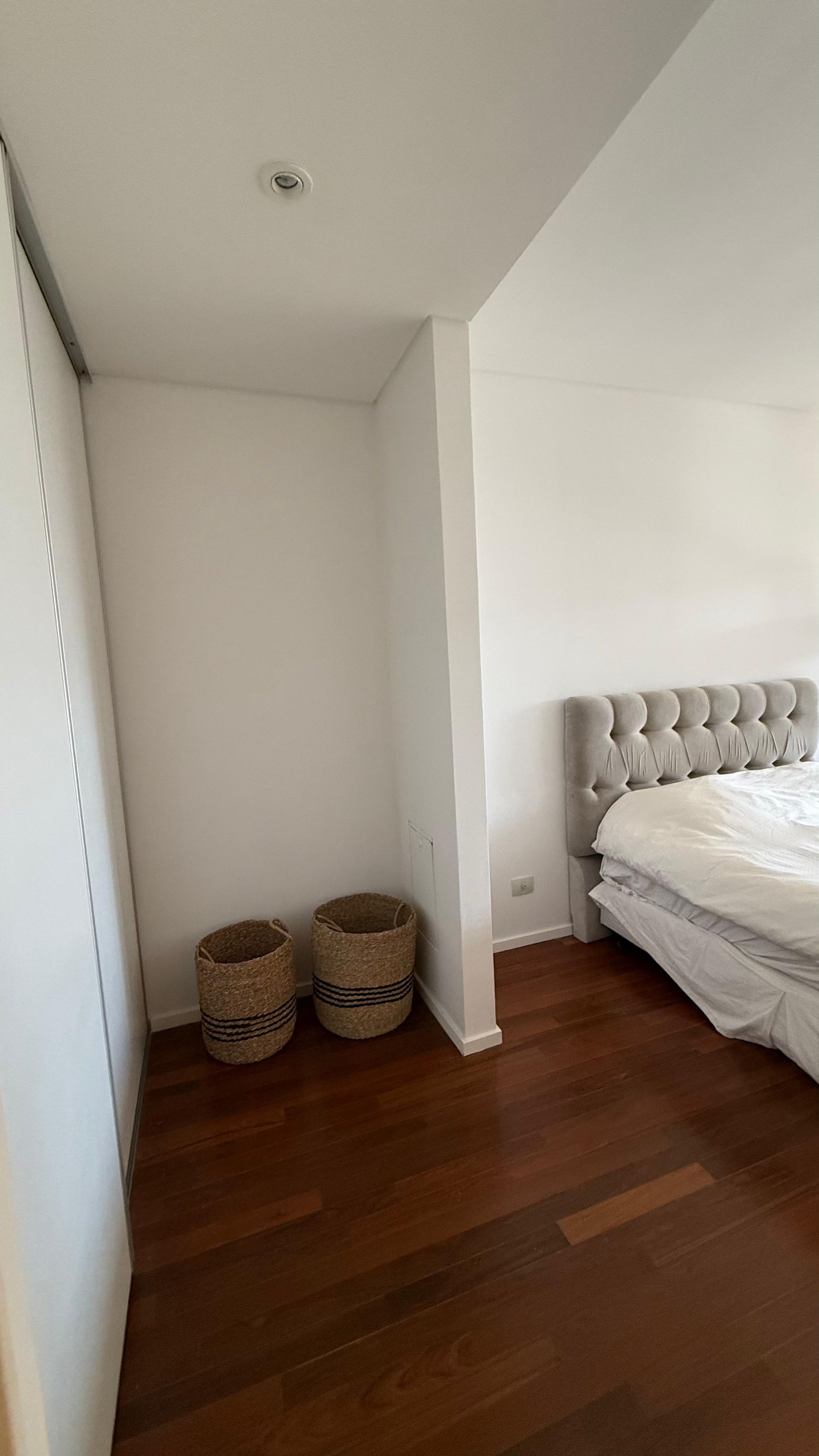 Alquiler Temp Studio con Cochera–Arboris Las Lomas