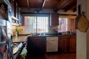 House - Sale - Victoria - 3 bedrooms