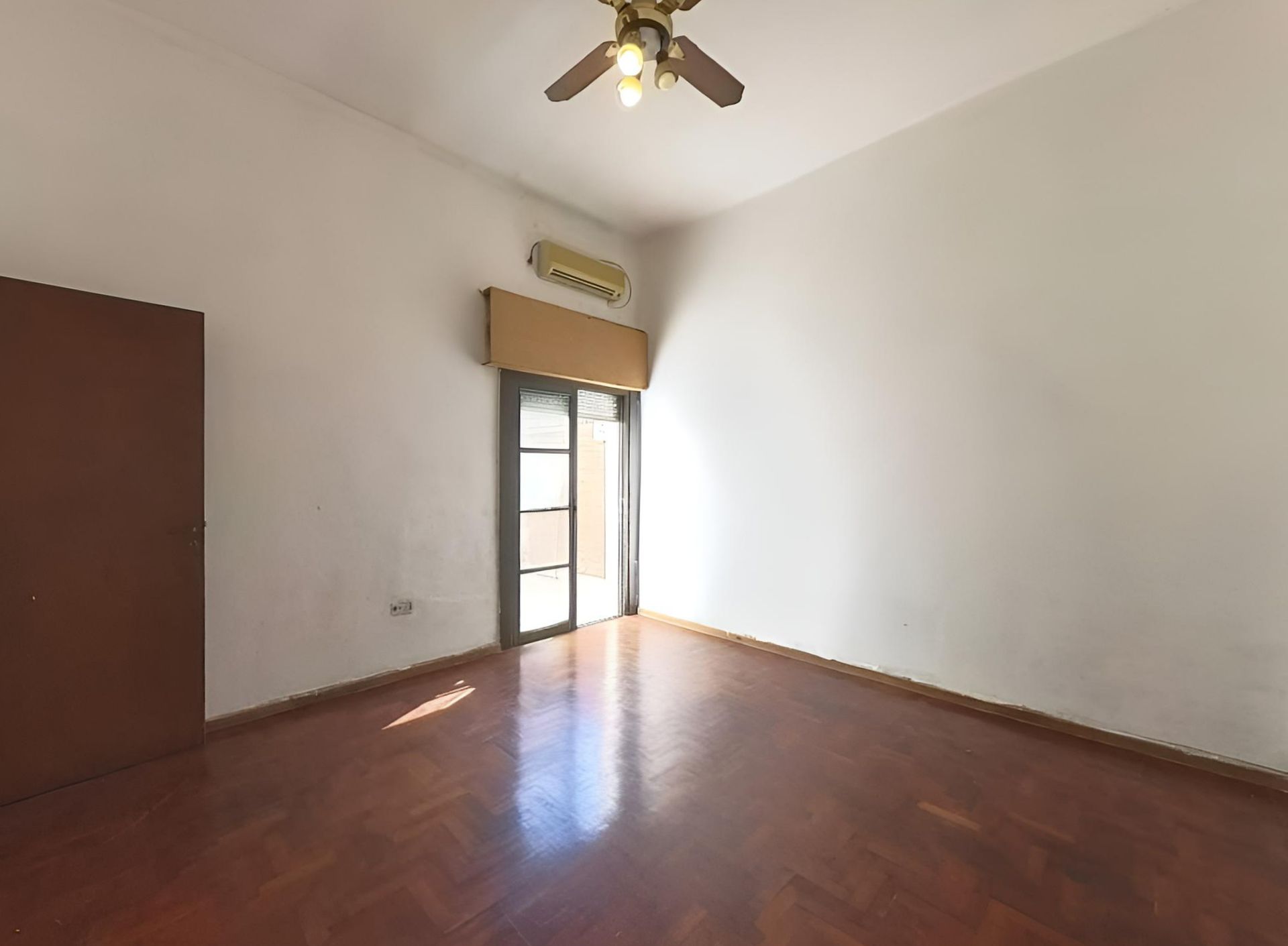 Venta PH 3 Amb. Munro – Patio y Buena Ubicación
