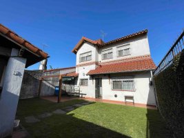Venta Casa 4 Amb. Con Patio Y Cochera Boulogne