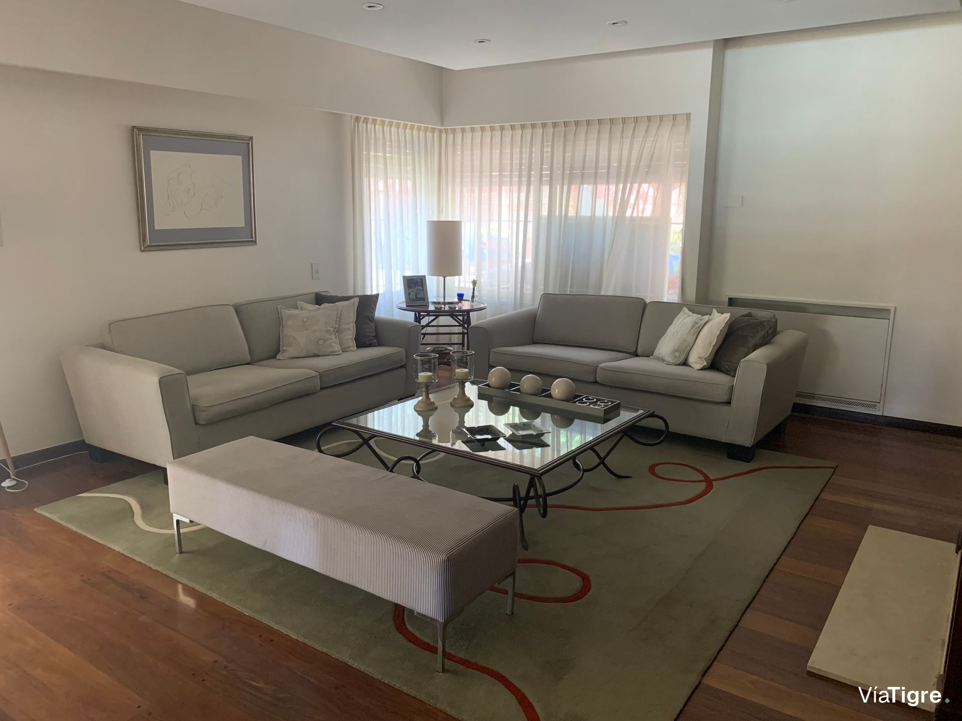 Casa 7 Amb + Dpto 2 Amb 6 Baños 3 Cocheras Piscina