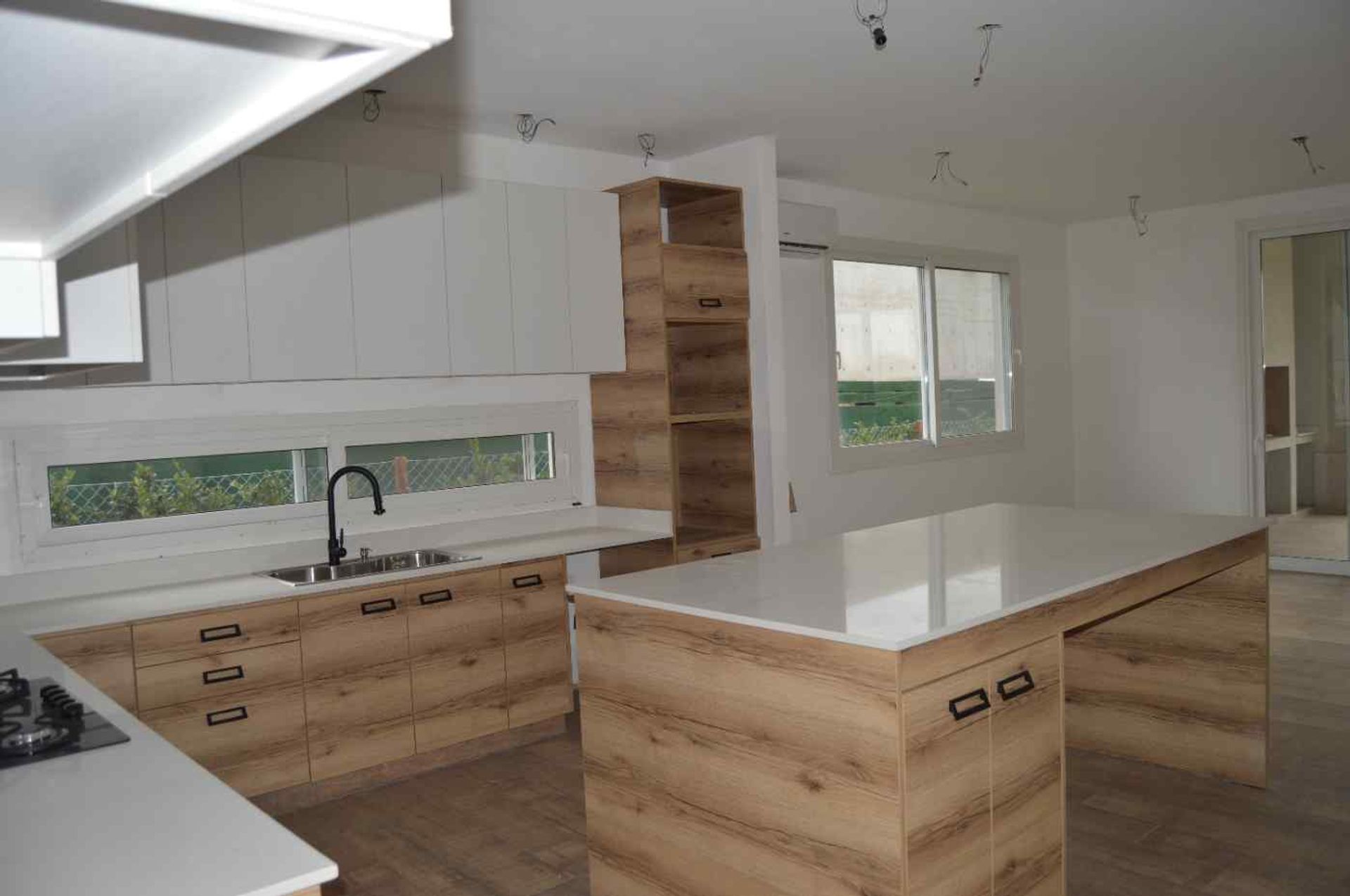Venta Excelente Casa Al Agua - Virazon 7 Ambiente