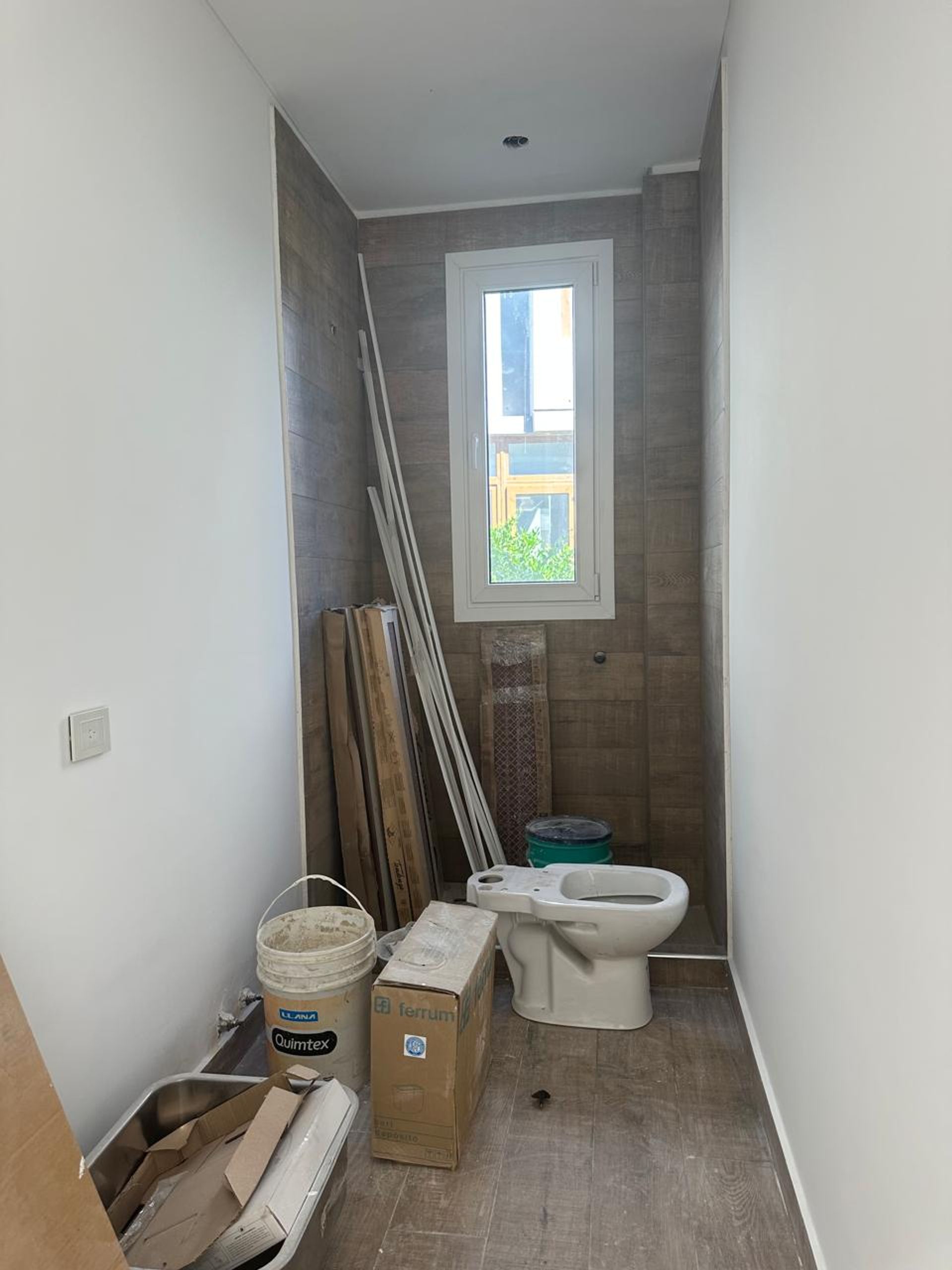 Venta Excelente Casa Al Agua - Virazon 7 Ambiente