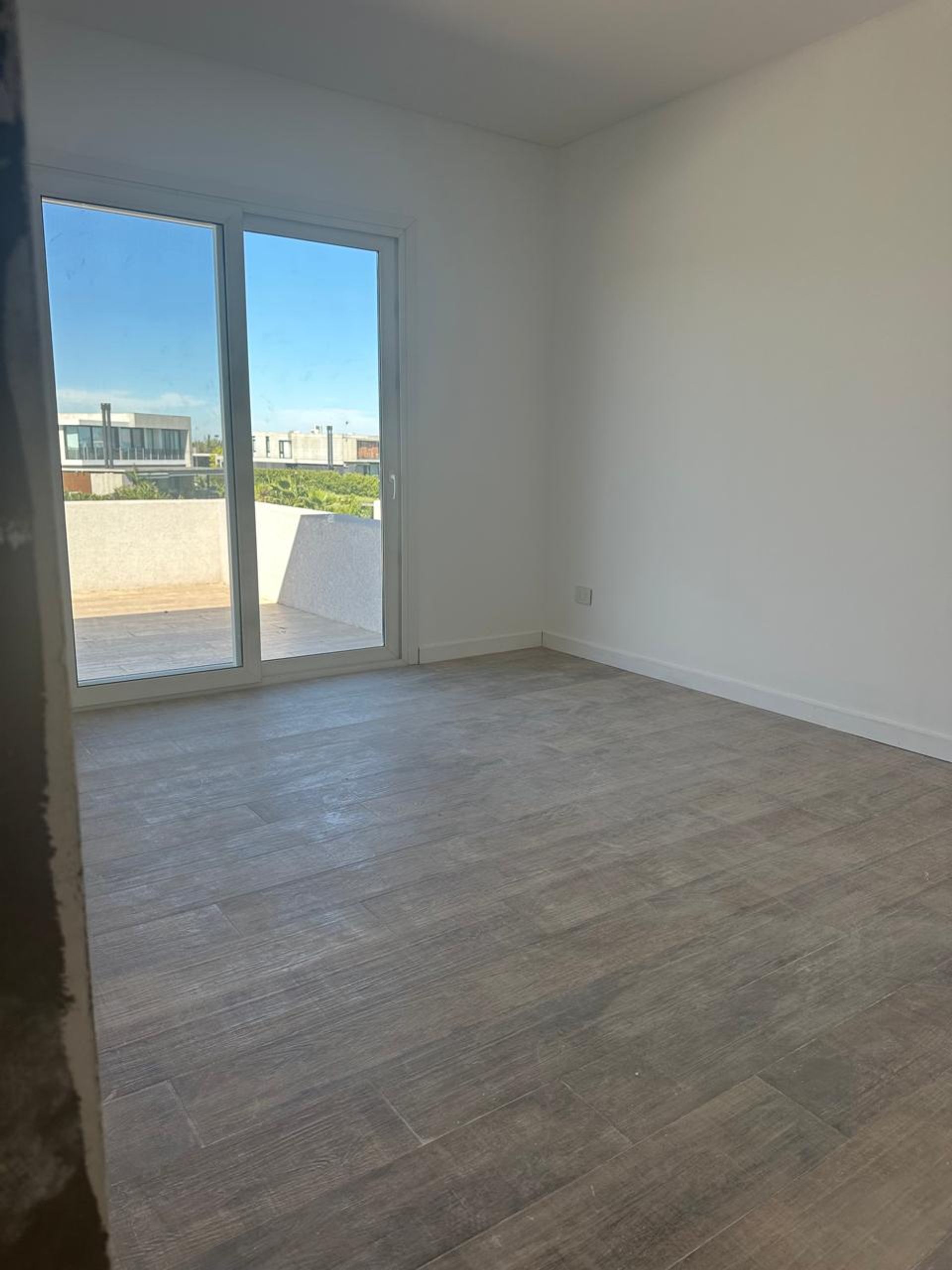 Venta Excelente Casa Al Agua - Virazon 7 Ambiente