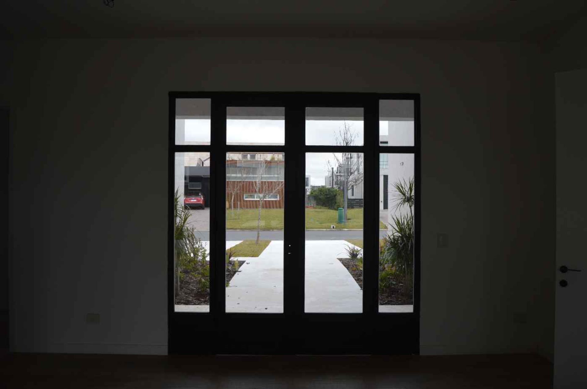 Venta Excelente Casa Al Agua - Virazon 7 Ambiente