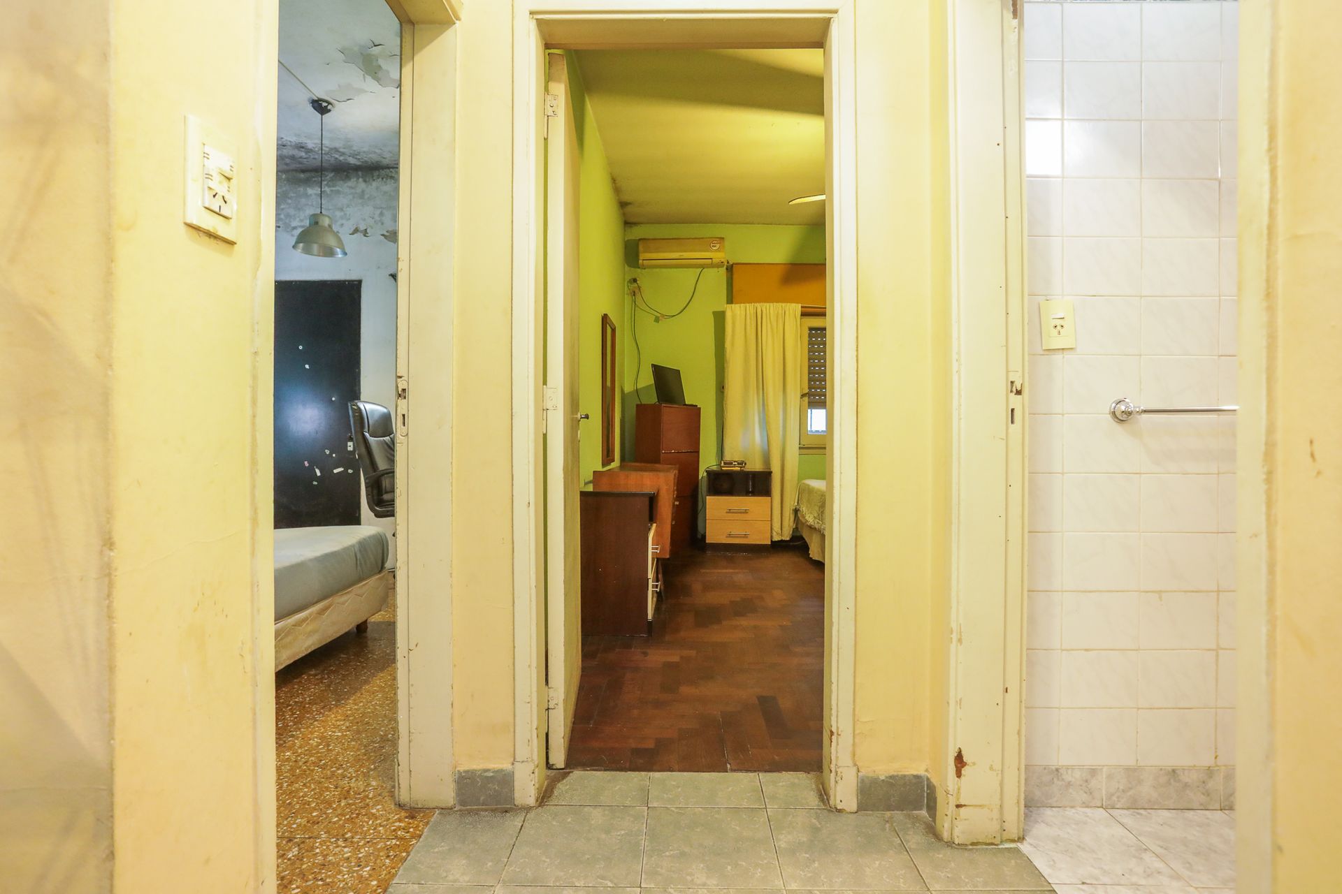 VENTA - Casa 5 Amb Cochera y Jardin - LA HORQUETA