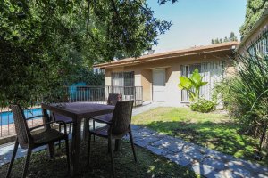 VENTA - Casa 5 Amb Cochera y Jardin - LA HORQUETA