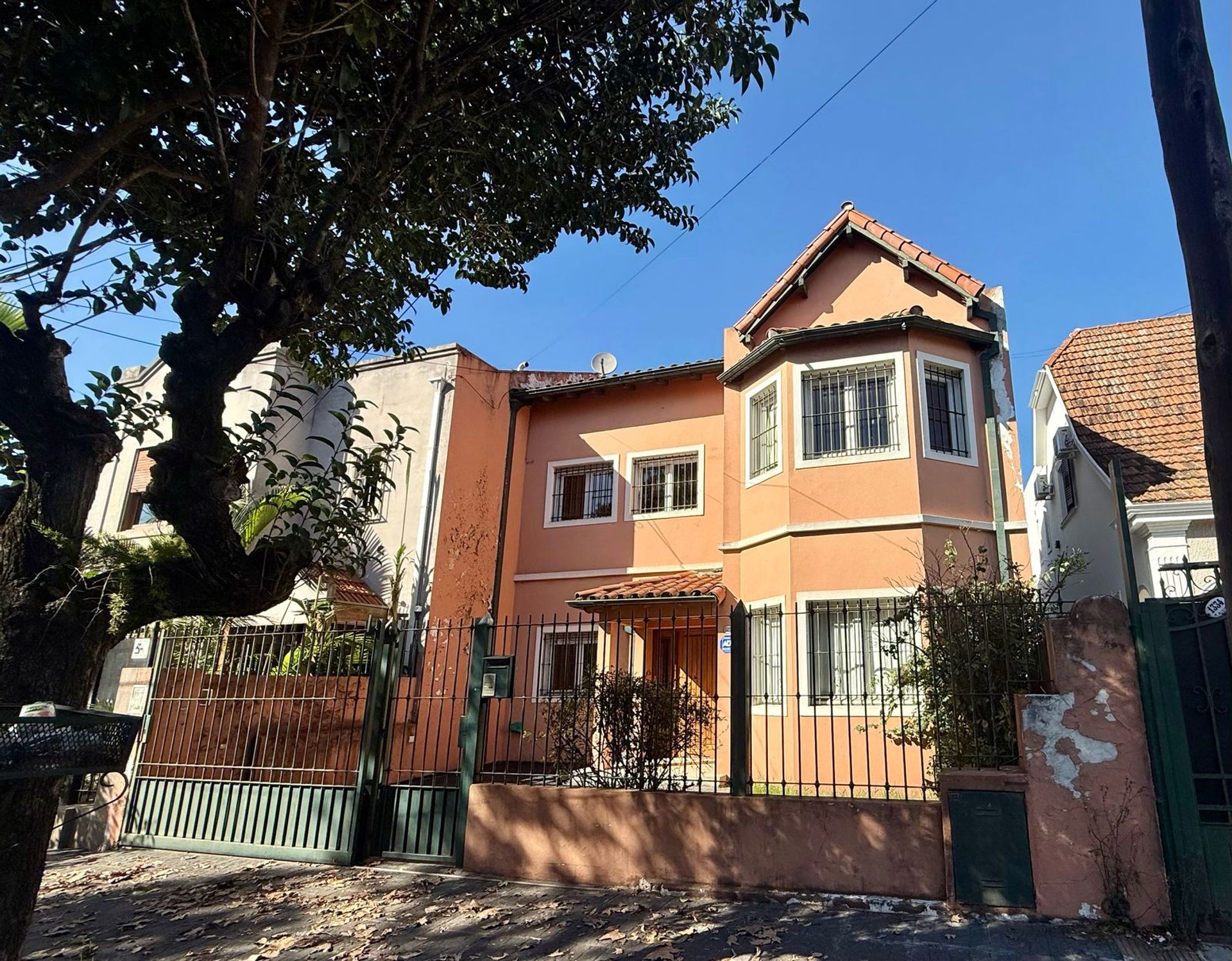 Venta casa de estilo 6 amb Vte López