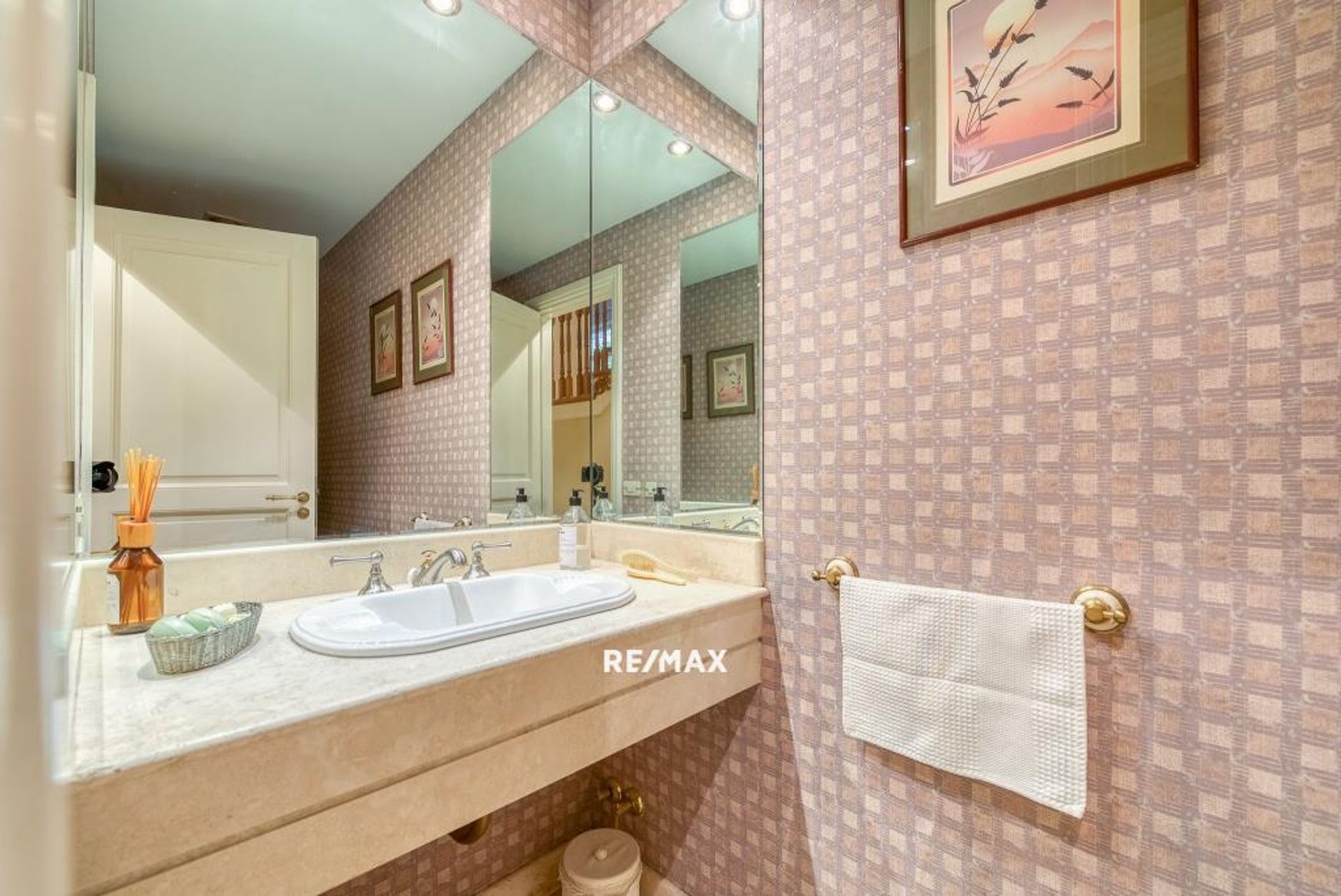Venta casa 7 amb pileta,parque,parrilla, Beccar