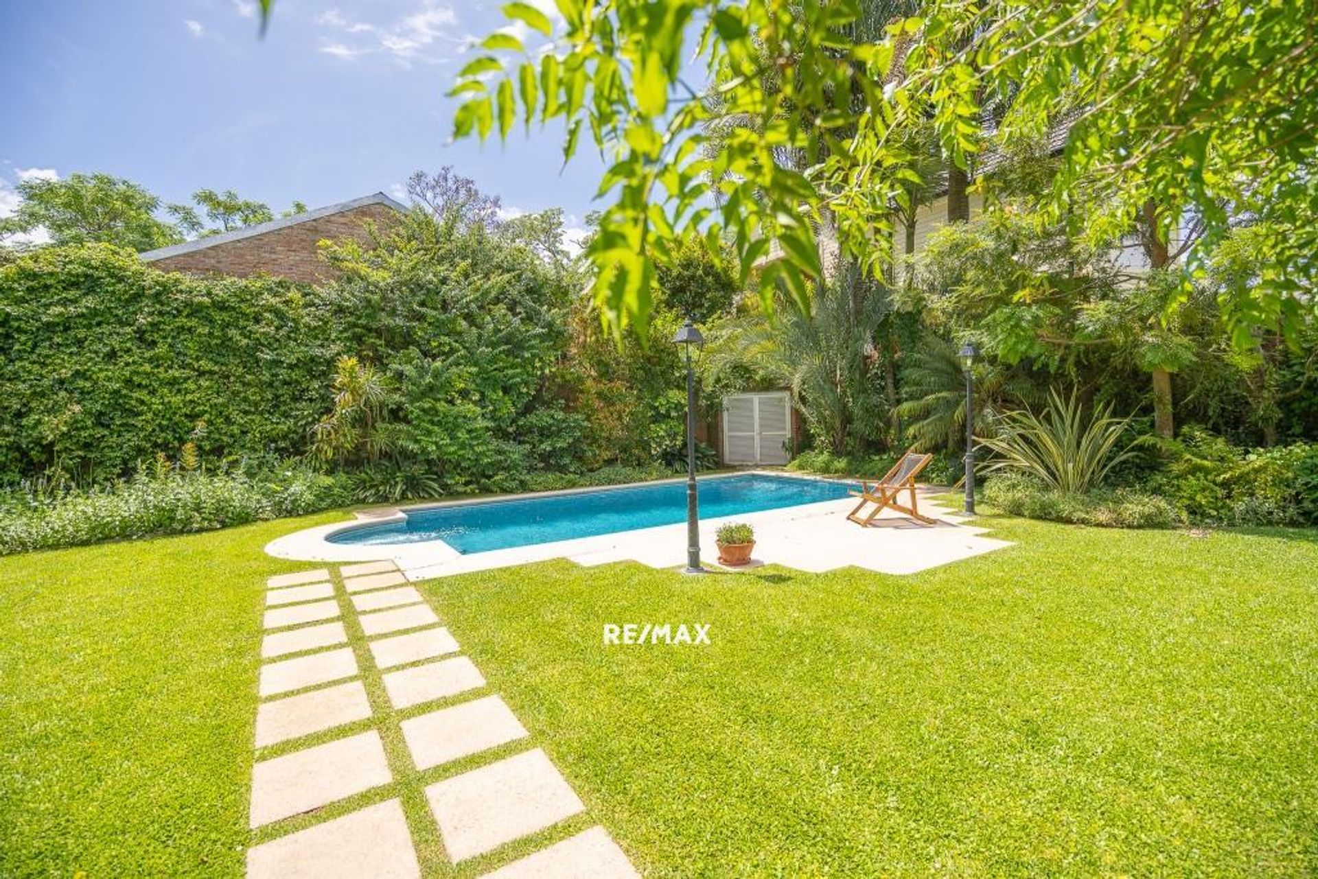 Venta casa 7 amb pileta,parque,parrilla, Beccar